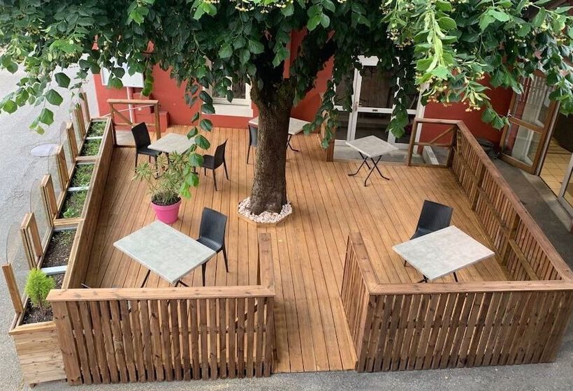 בית מלון כפרי Logis Hôtel Du Fer à Cheval