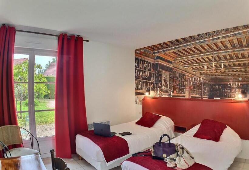 فندق Logis Hôtel Du Château