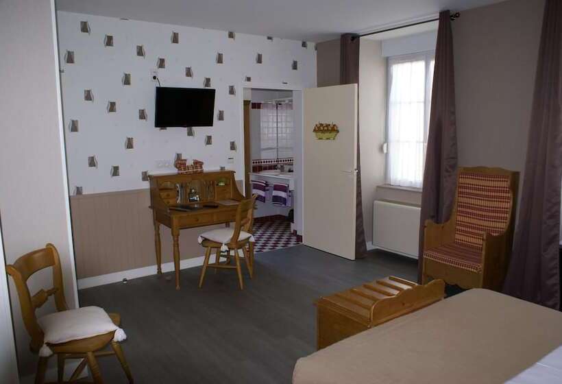 Logis Hotel Restaurant Le Vedaquais