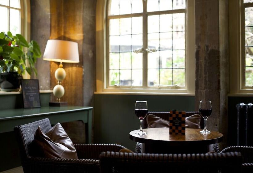 호텔 The Manor House