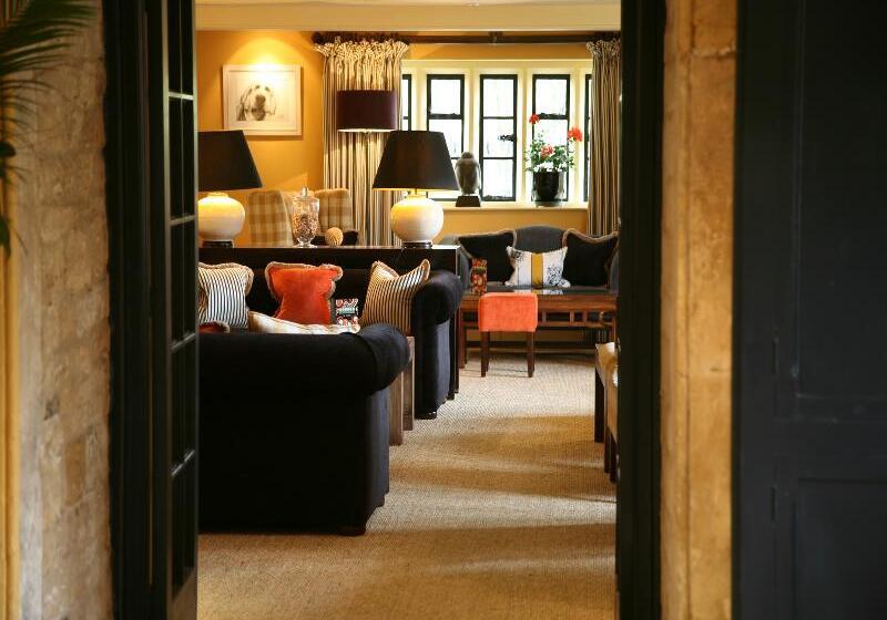 호텔 The Manor House