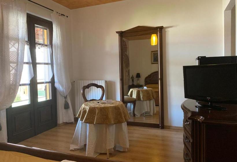 فندق Albergo M Motta