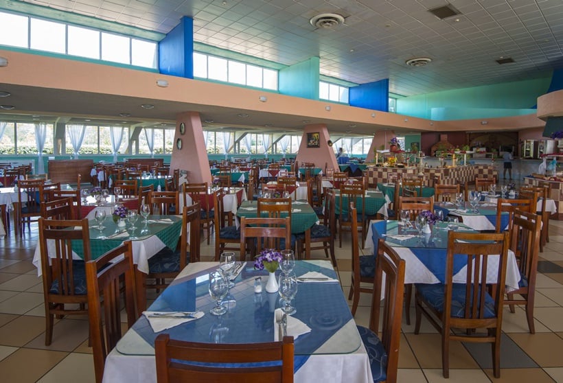 هتل Rancho Luna