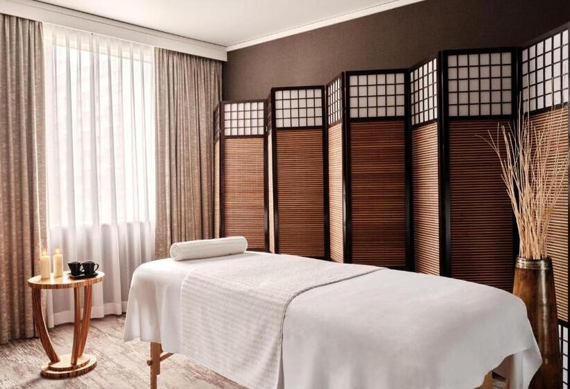 هتل The Westin Warsaw