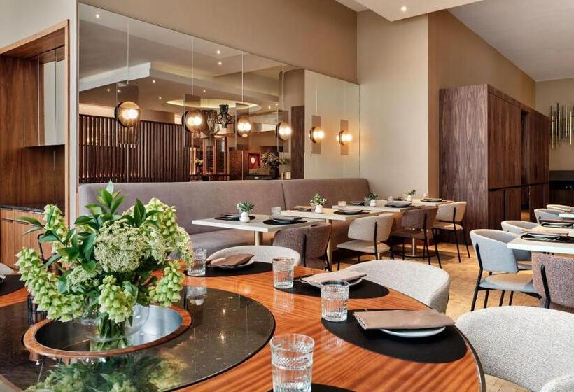 هتل The Westin Warsaw