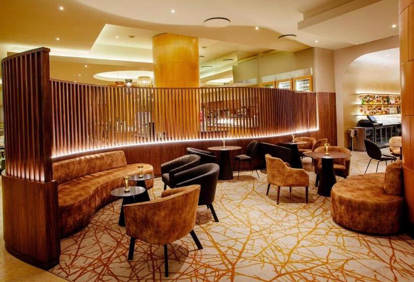 هتل The Westin Warsaw