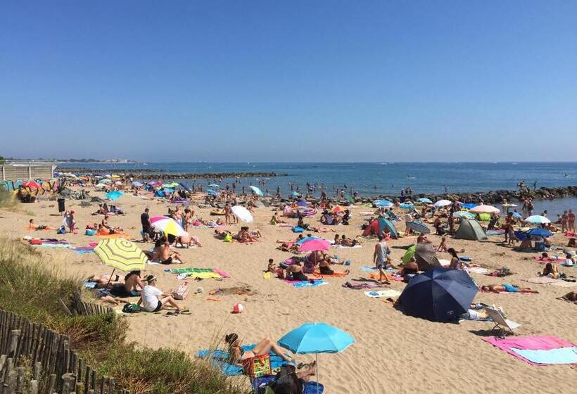 مُتل Myriam Vias Plage