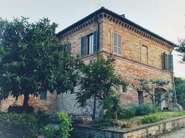 住宿加早餐  Borgo Acque Romane