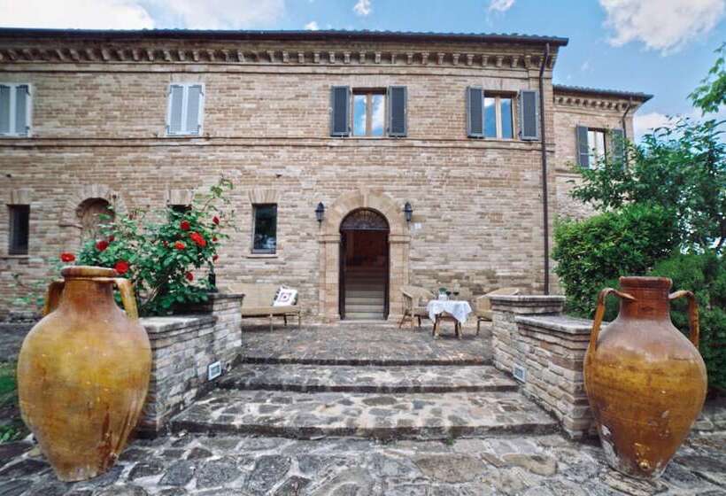 住宿加早餐  Borgo Acque Romane