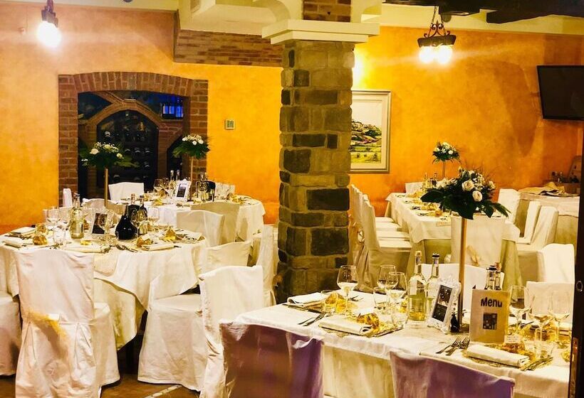 مبيت وإفطار Ristorante Albergo Al Pergolato