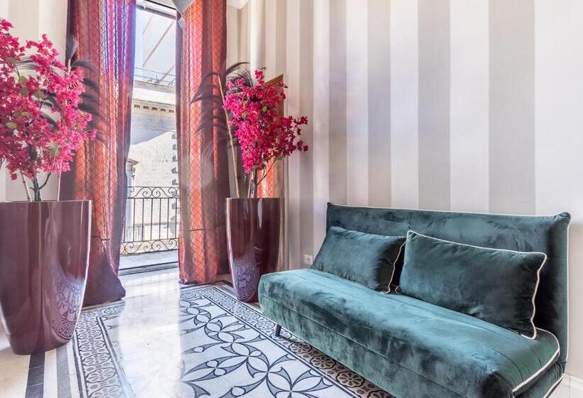 تختخواب و صبحانه Vittorio S Luxury
