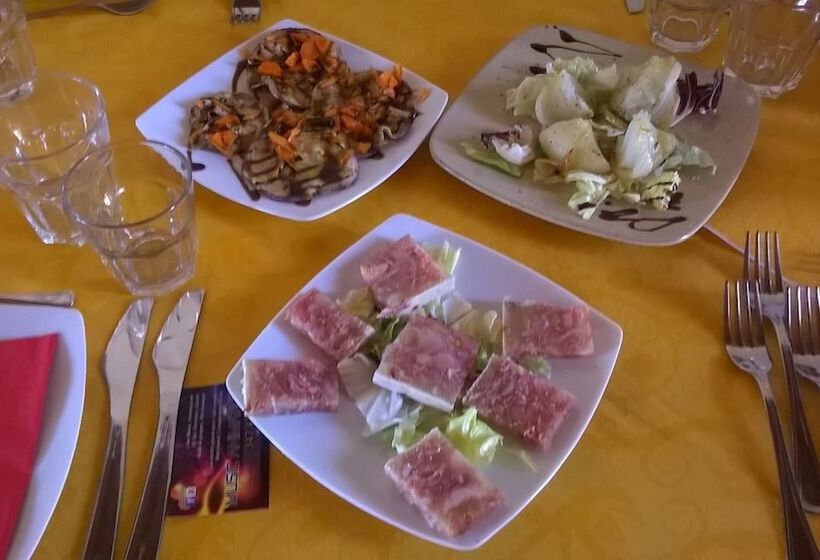 هتل روستایی Agriturismo Monte Criscione