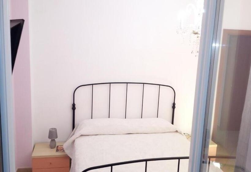 مبيت وإفطار Annabella S Country House