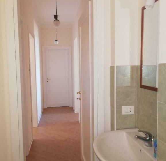 تختخواب و صبحانه Backpackers