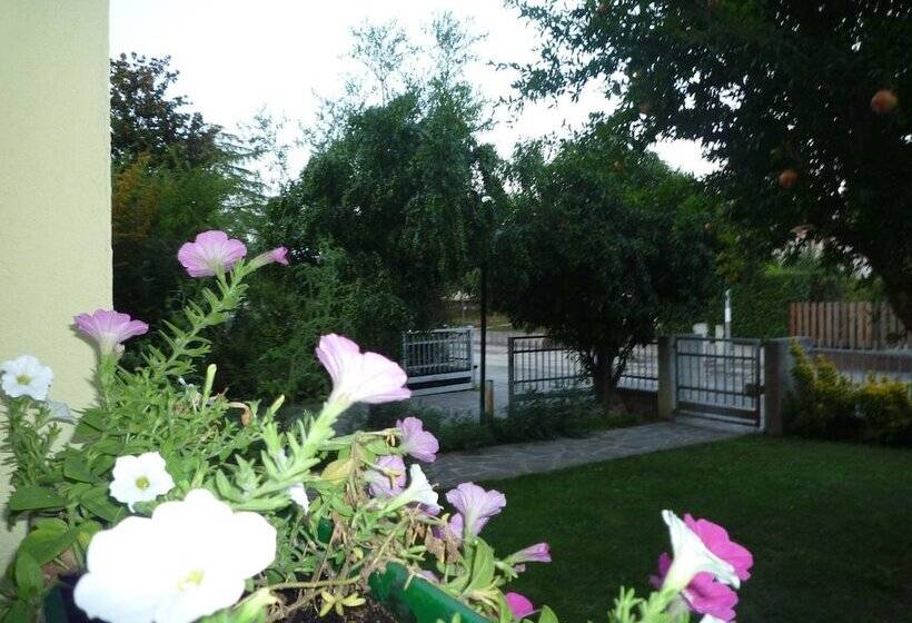 مبيت وإفطار Dimora Di Bosco Room & Breakfast