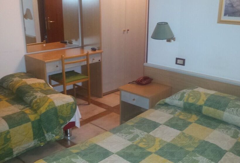فندق Ai 4 Camosci