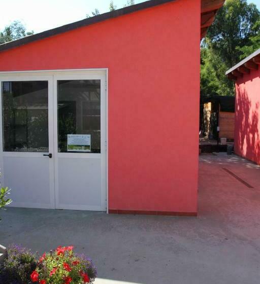 فندق ريفى Azienda Agrituristica Cluana