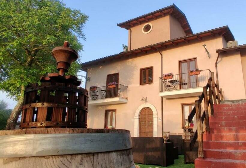 Сельский отель Il Casaletto Agriturismo Moderno, Vista Panoramica E Cibo Spettacolare Scurcola Marsicana