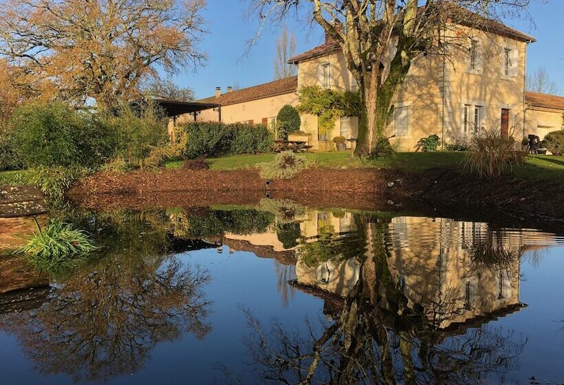 膳宿费 Domaine De Chalamard   Chambres D Hôtes
