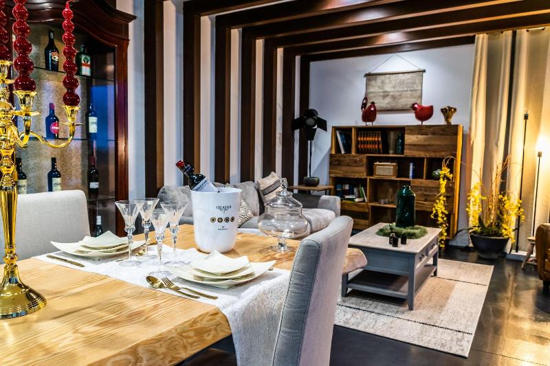 تختخواب و صبحانه Diodorus Luxury Experience