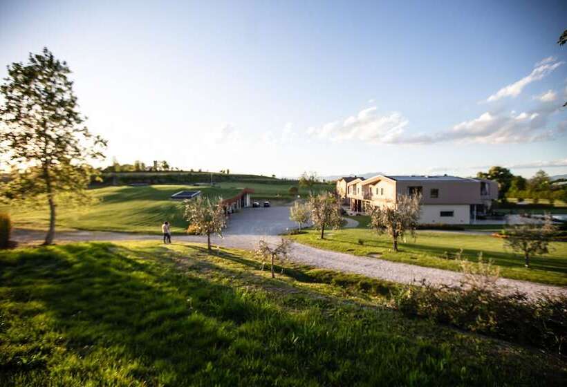 ペンション Cobue Wine Resort & Spa