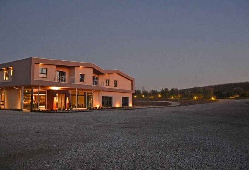 ペンション Cobue Wine Resort & Spa