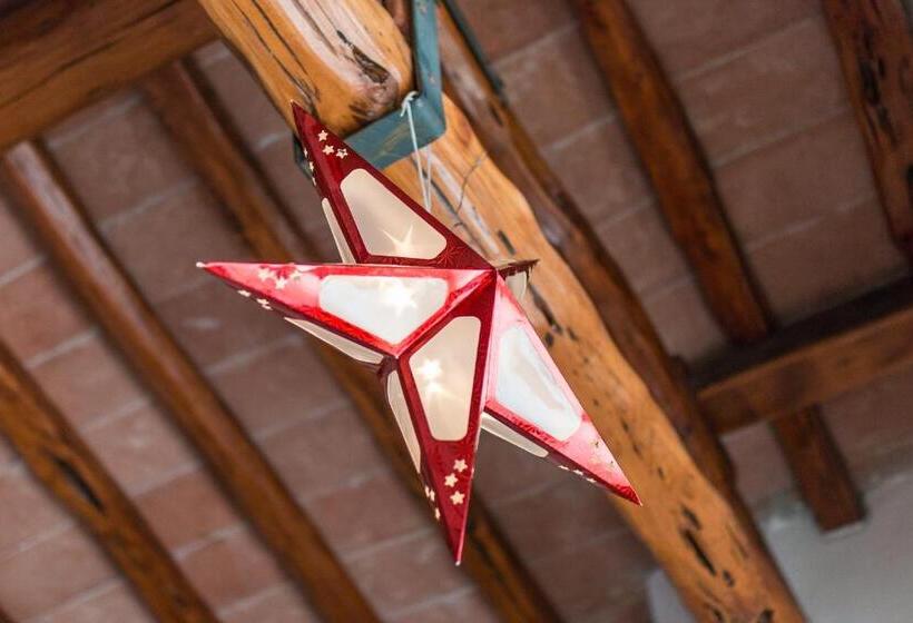 مبيت وإفطار Suite Cucinino, Bagno, Ingresso Indipendente In Villa Vìvì