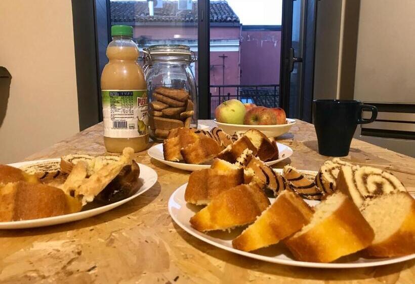 تختخواب و صبحانه Urban Pop Hostel & Bnb