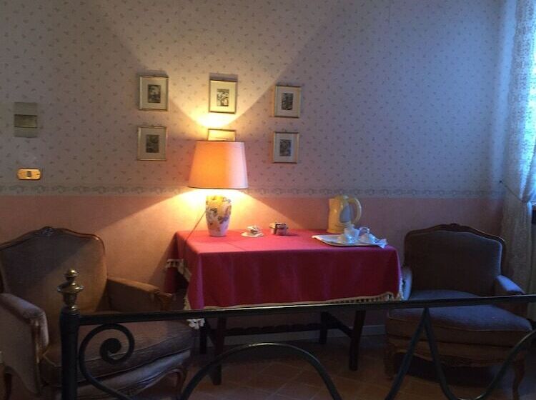 مبيت وإفطار Villa Il Palazzo