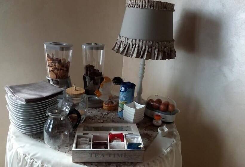 مسافرخانه Al Borgo   Trattoria Con Alloggio