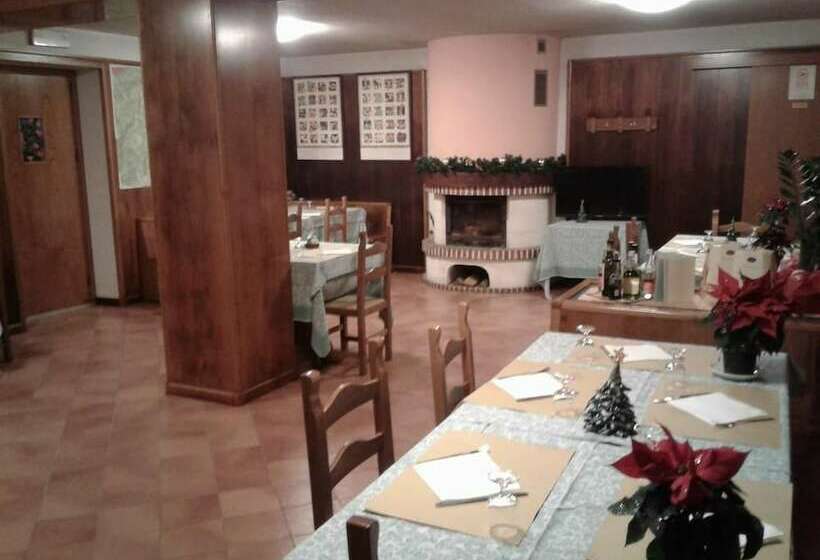 فندق فئة نجمة واحدة Albergo Ristorante Forcelletto