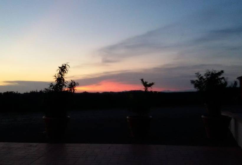 فندق ريفى Tenuta Di Pomine