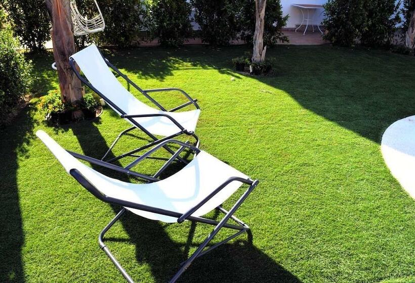 تختخواب و صبحانه Bella Villa