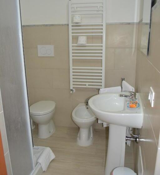 مبيت وإفطار Camere I Monelli