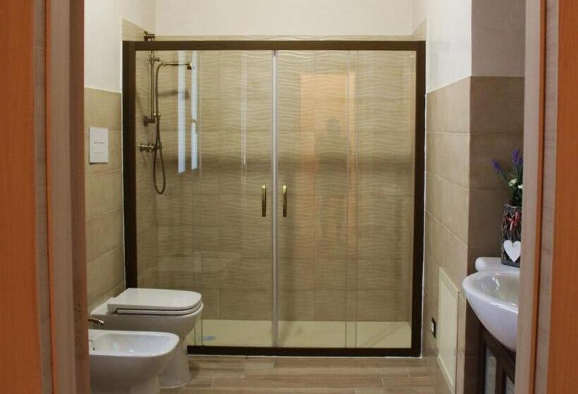 تختخواب و صبحانه Isolabella