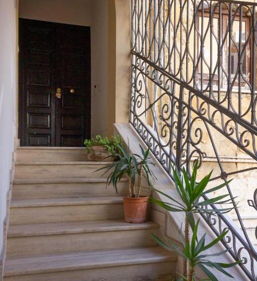 تختخواب و صبحانه Le Terrazze Di Pirandello