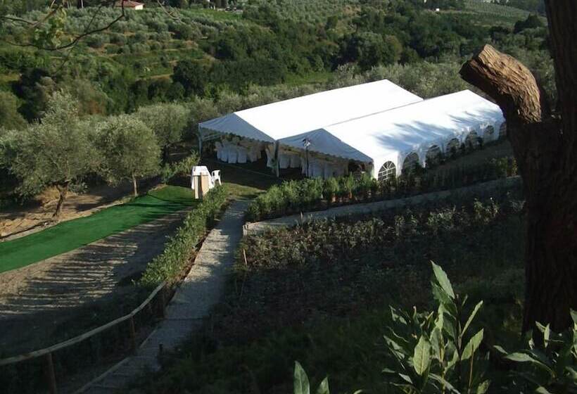 فندق ريفى Fattoria Albanese Labardi