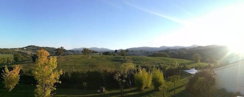 فندق ريفى Le Perelle Agriturismo