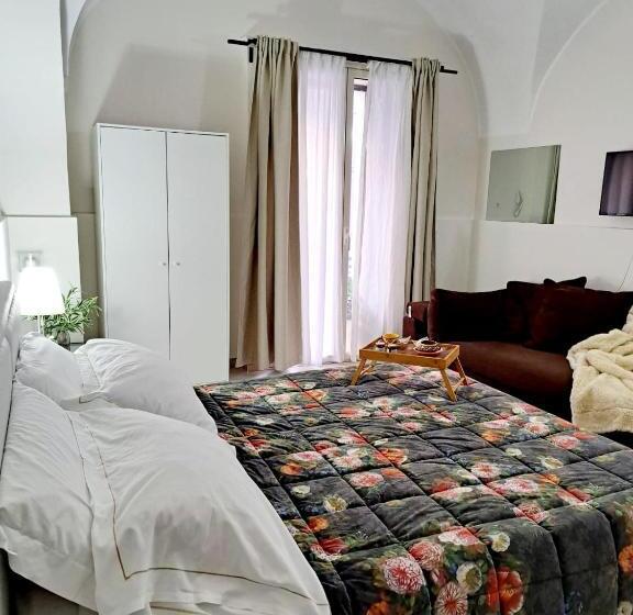 پانسیون Scuto Home