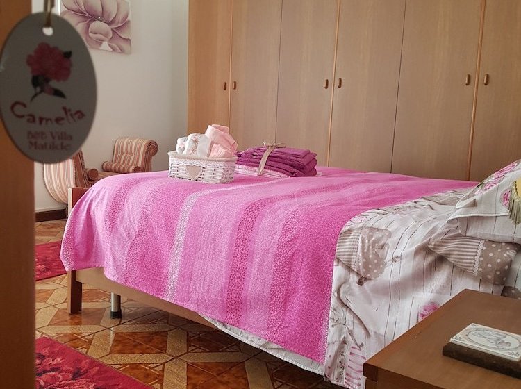 مبيت وإفطار Villa Matilde