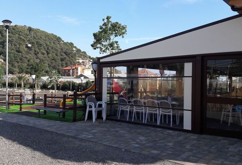 فندق Camper Park Nervia