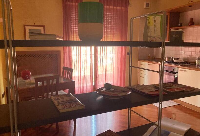 Jfk B & B