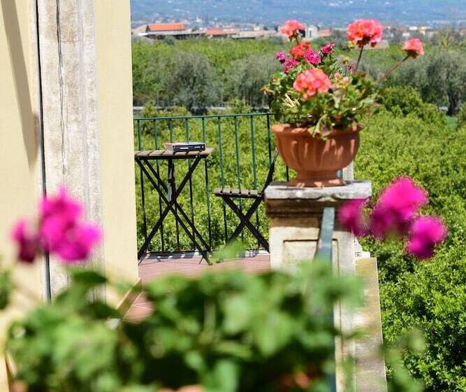 تختخواب و صبحانه Giardino Arancio