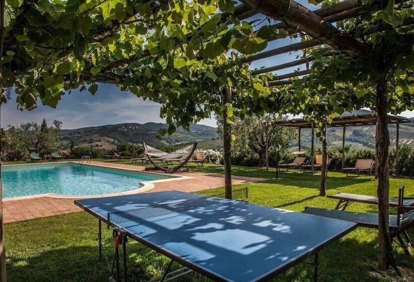 فندق ريفى Agriturismo Belvedere Delle Crete