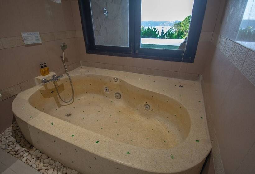 Andaman Cannacia Resort & Spa   Sha Extra Plus