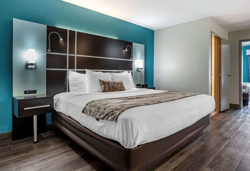 هتل Best Western Carlton Suites