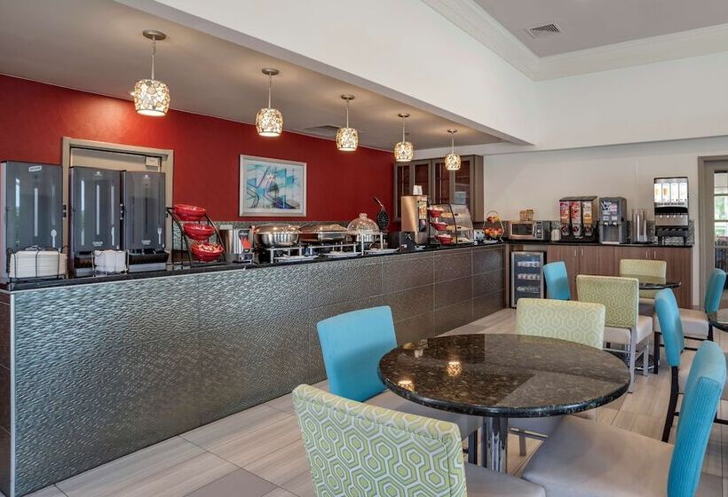 هتل Best Western Carlton Suites