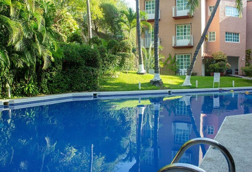 هتل Castillo Huatulco & Beach Club