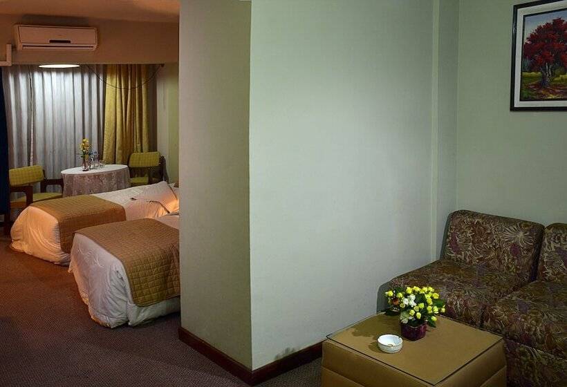 هتل Cesar S Plaza