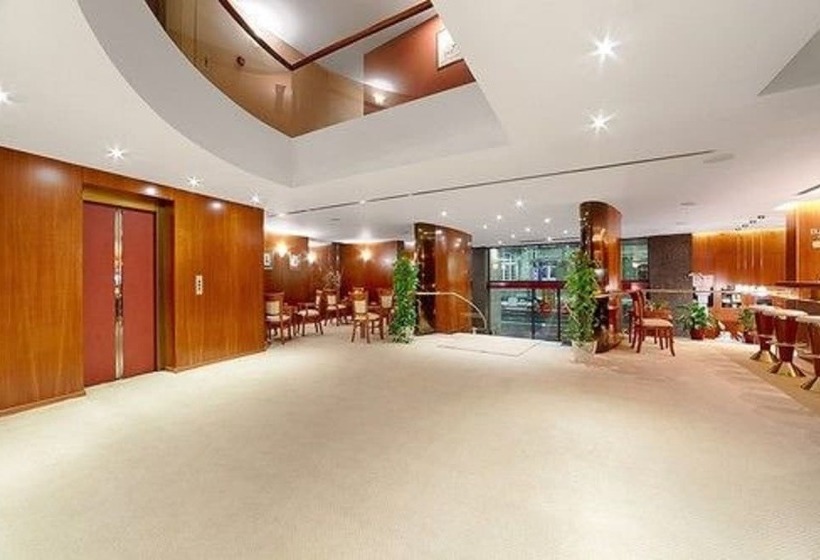 هتل Duke Romana City Center